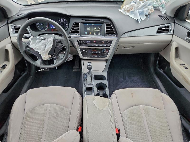 Photo 8 from auction – 2016 HYUNDAI SONATA SE with VIN 5NPE24AF6GH296830