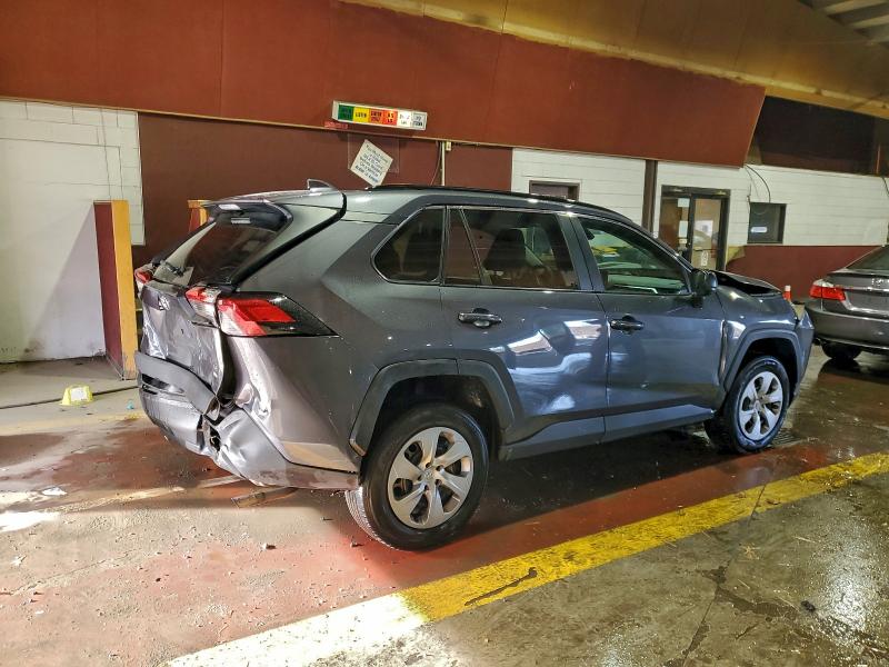 Photo 3 from auction – 2021 TOYOTA RAV4 LE with VIN 2T3F1RFVXMW147488