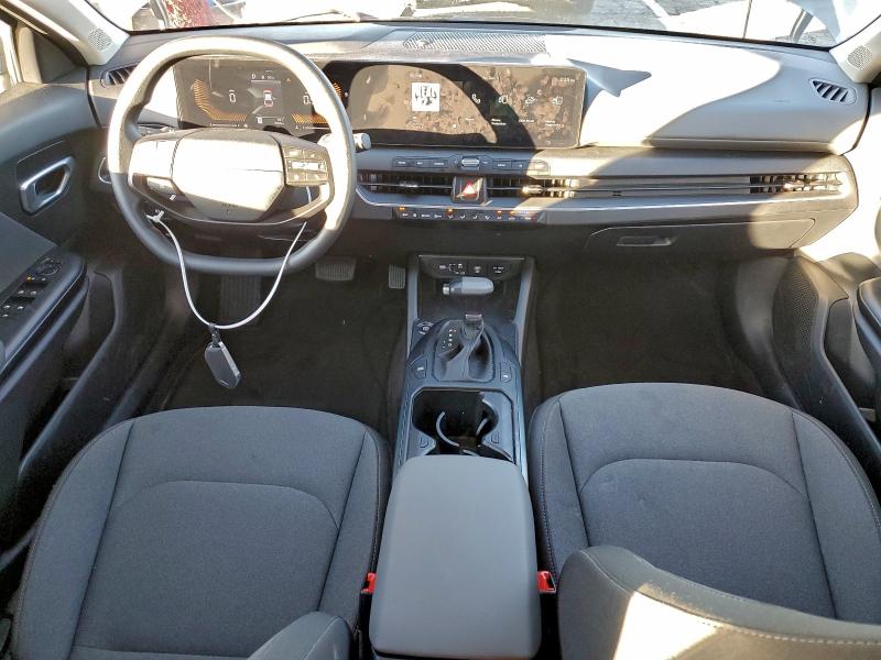 Photo 8 from auction – 2025 KIA K4 LX with VIN 3KPFT4DE5SE218637