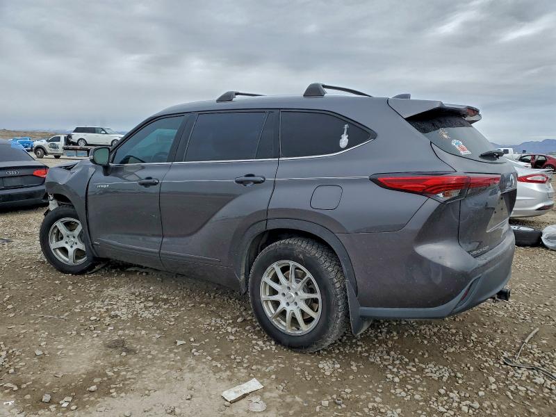 Photo 2 from auction – 2021 TOYOTA HIGHLANDER with VIN 5TDGBRCH9MS526354