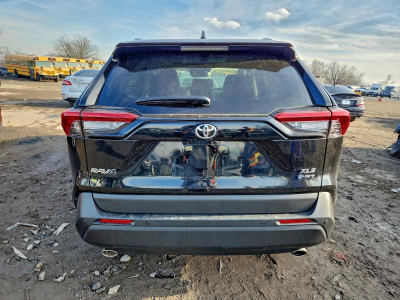 Photo 6 from auction – 2025 TOYOTA RAV4 XLE P with VIN JTMB6RFV7SD164422