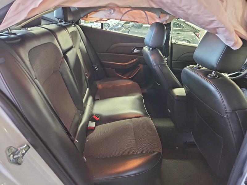 Photo 10 from auction – 2015 CHEVROLET MALIBU 2LT with VIN 1G11D5SLXFF320132