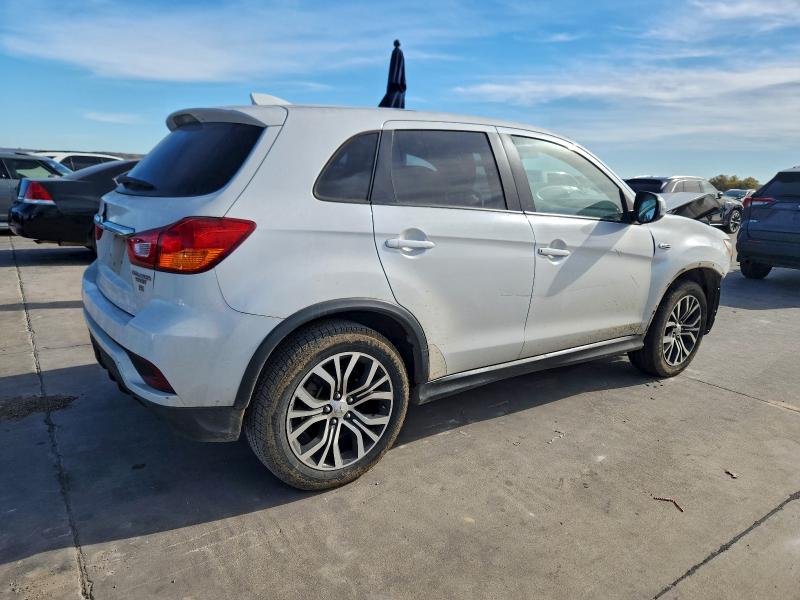 Photo 3 from auction – 2018 MITSUBISHI OUTLANDER with VIN JA4AP3AW0JZ018638