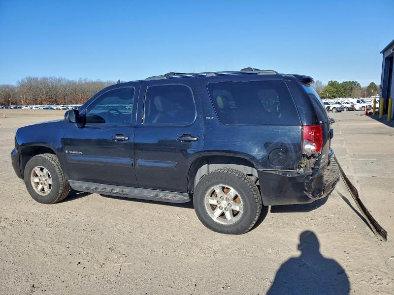 Photo 2 from auction – 2009 GMC YUKON SLT with VIN 1GKFC33029R160893