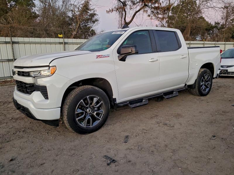 CHEVROLET SILVERADO 2022 with VIN 2GCUDEED0N1518586 - Photo from auction