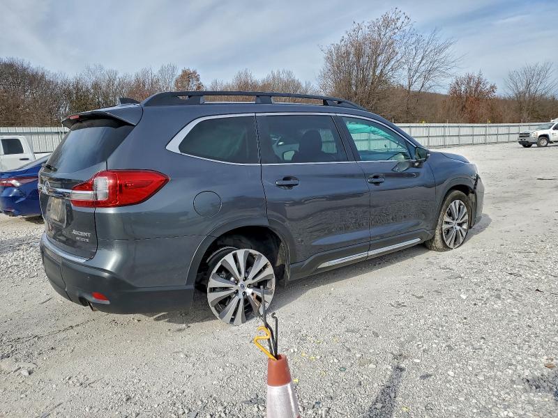 Photo 3 from auction – 2020 SUBARU ASCENT LIM with VIN 4S4WMAJD3L3462945