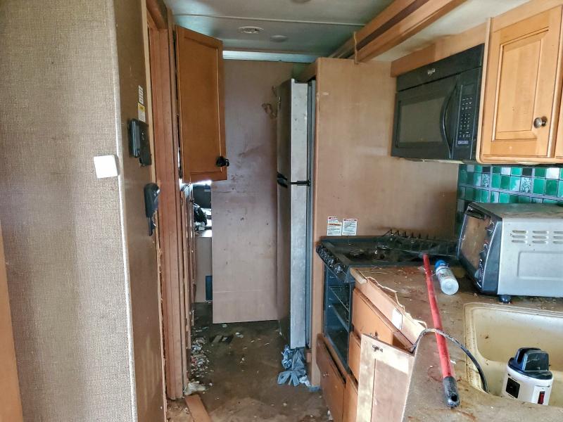 Photo 6 from auction – 2016 THRC WINDSPORT with VIN 1F66F5DY9F0A09443