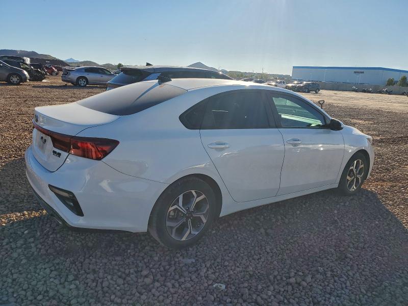 Photo 3 from auction – 2021 KIA FORTE FE with VIN 3KPF24AD8ME409812