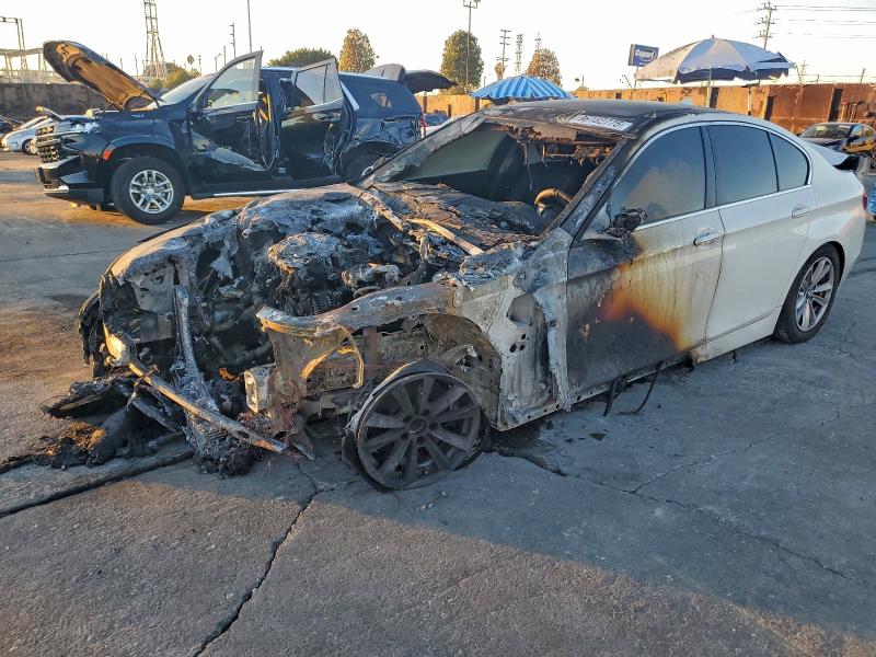 BMW 528 I 2016 with VIN WBA5A5C57GD527279 - Photo from auction