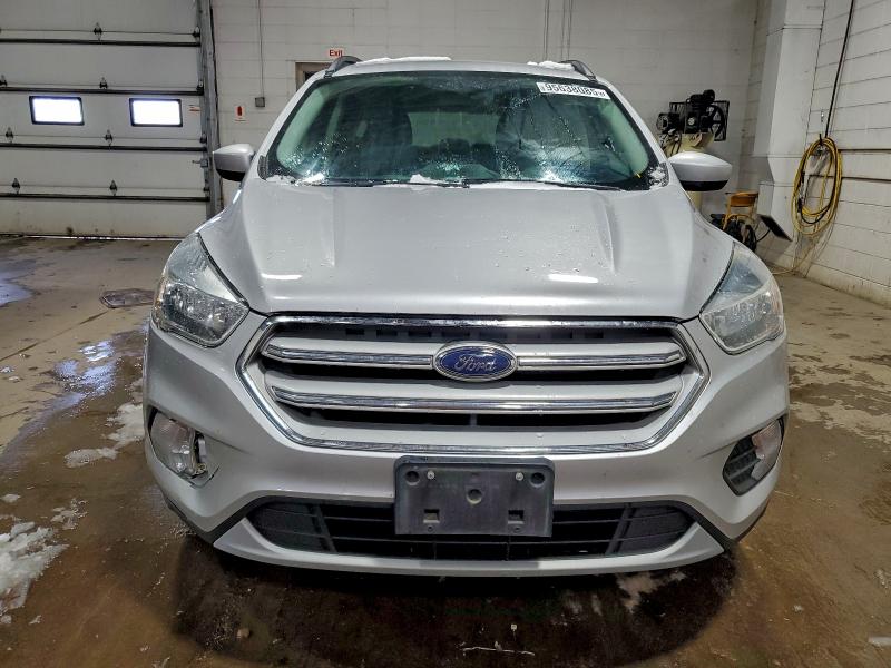 Photo 5 from auction – 2018 FORD ESCAPE SE with VIN 1FMCU9GD5JUB29436