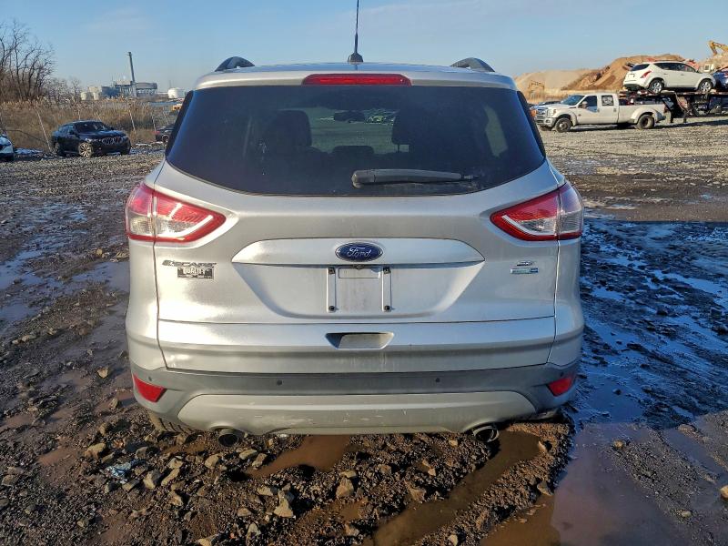Photo 6 from auction – 2014 FORD ESCAPE SE with VIN 1FMCU9G9XEUE45285