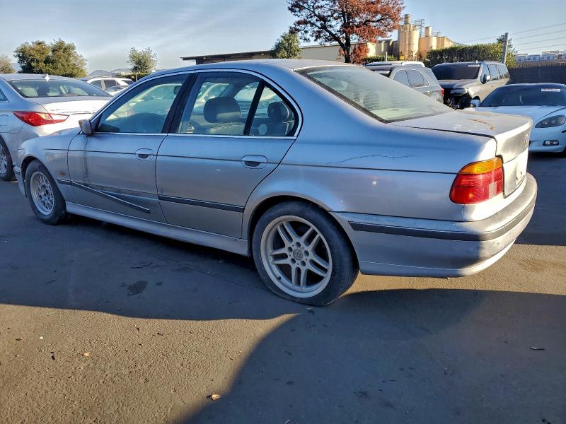 Фото 2 с аукциона – 1997 BMW 528 I AUTO с VIN WBADD6321VBW10407