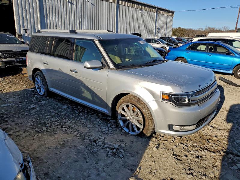 Photo 4 from auction – 2017 FORD FLEX LIMIT with VIN 2FMHK6D86HBA14099