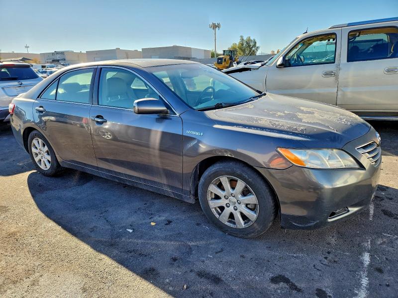 Photo 4 from auction – 2007 TOYOTA CAMRY HYBR with VIN JTNBB46K373042007