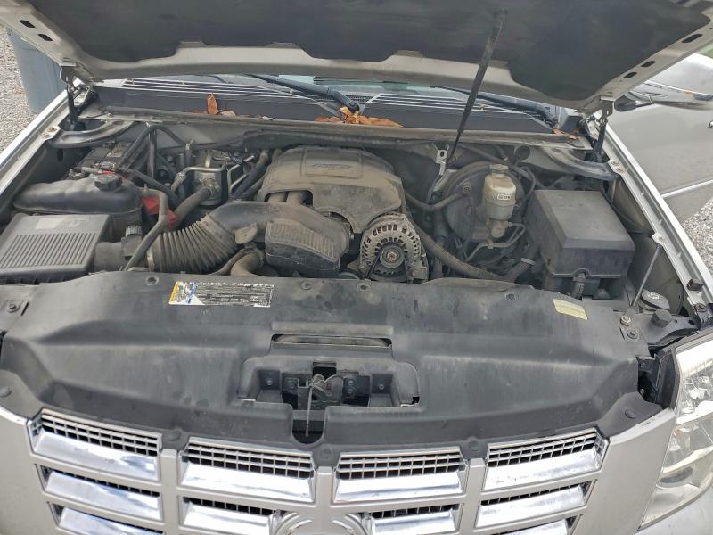 Photo 12 from auction – 2010 CADILLAC ESCALADE L with VIN 1GYUKBEF3AR239554