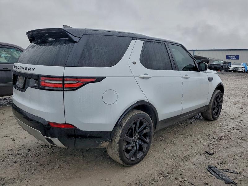 Фото 3 с аукциона – 2017 LAND ROVER DISCOVERY с VIN SALRRBBV5HA018008