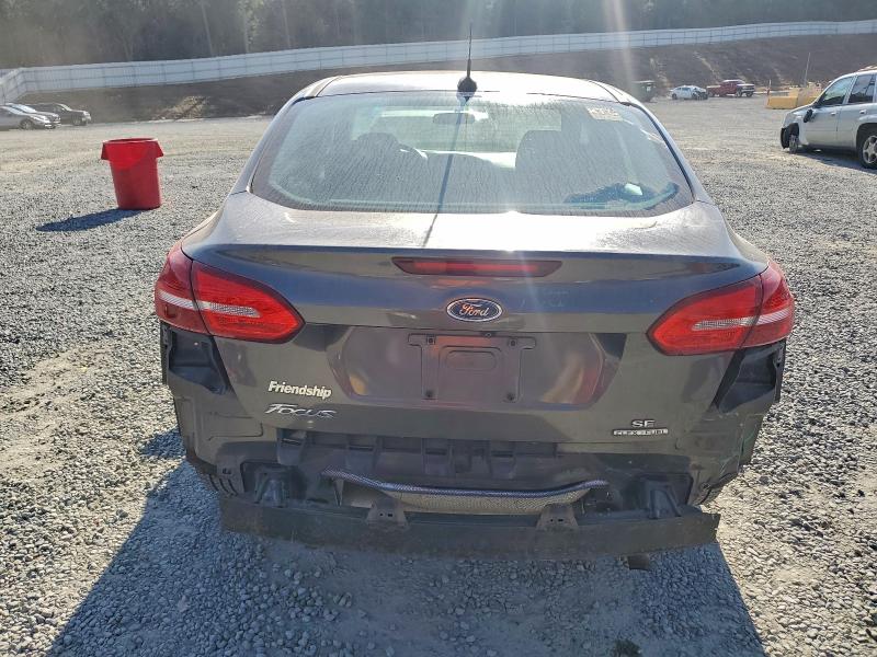 Photo 6 from auction – 2015 FORD FOCUS SE with VIN 1FADP3F24FL329708