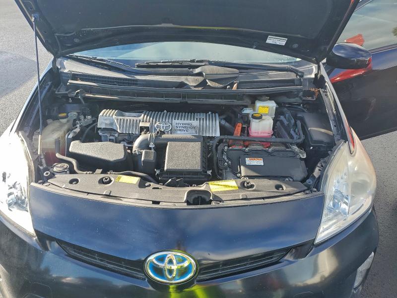 Photo 11 from auction – 2013 TOYOTA PRIUS with VIN JTDKN3DU3D5698038