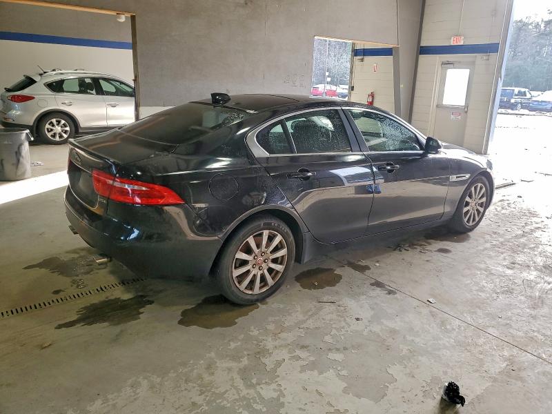 Photo 3 from auction – 2019 JAGUAR XE with VIN SAJAR4FX8KCP49301