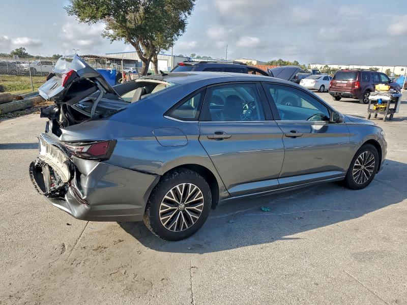 Photo 3 from auction – 2019 VOLKSWAGEN JETTA S with VIN 3VWCB7BU4KM212977