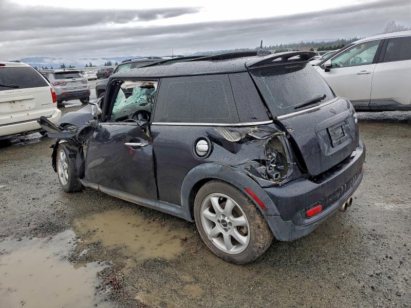 Photo 2 from auction – 2008 MINI COOPER S with VIN WMWMF73568TT89797