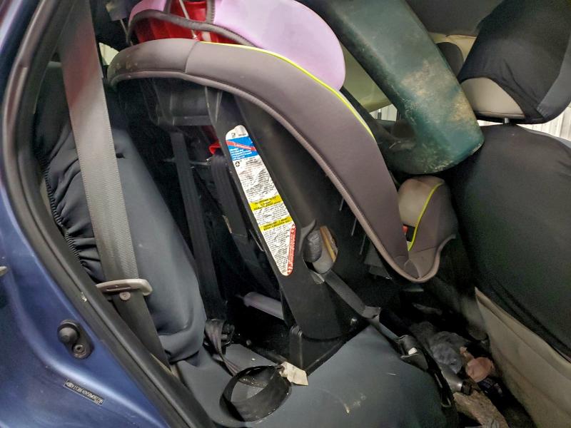 Photo 11 from auction – 2011 TOYOTA RAV4 with VIN 2T3BF4DV5BW087798