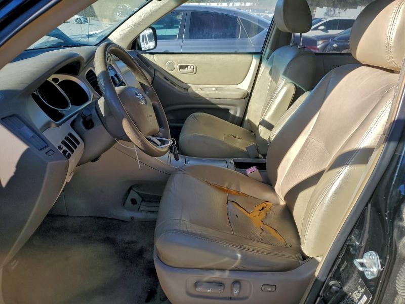 Photo 7 from auction – 2006 TOYOTA HIGHLANDER with VIN JTEGD21A560143083