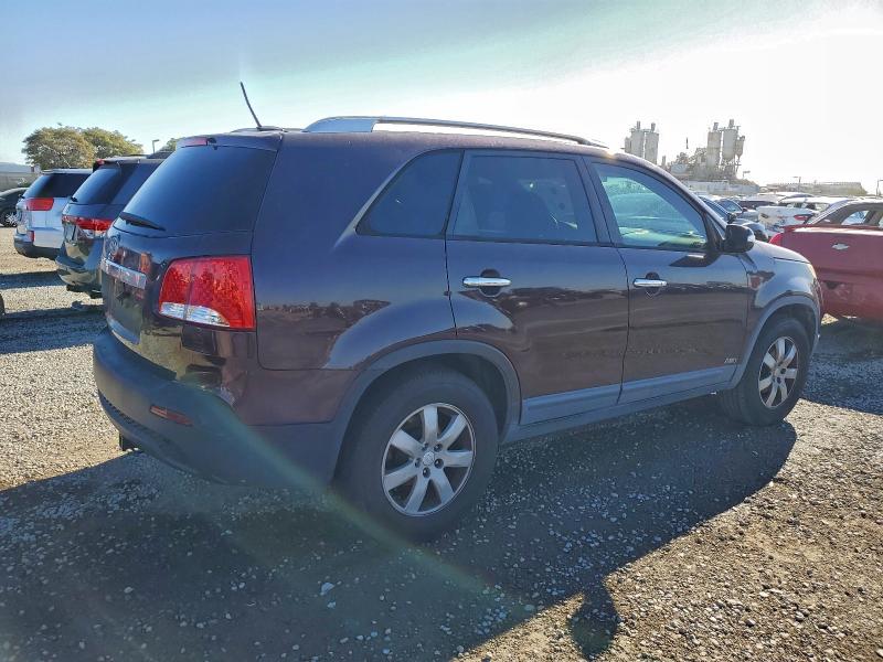 Photo 3 from auction – 2012 KIA SORENTO BA with VIN 5XYKTDA27CG195777