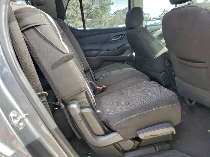 Photo 11 from auction – 2018 CHEVROLET TRAVERSE with VIN 1GNERFKW7JJ230136