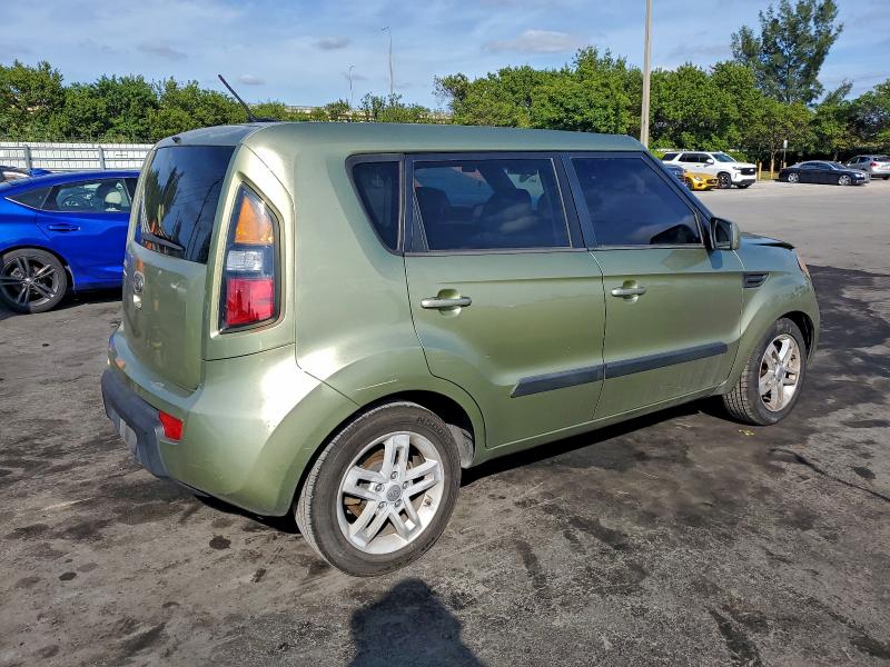 Photo 3 from auction – 2011 KIA SOUL + with VIN KNDJT2A23B7318891