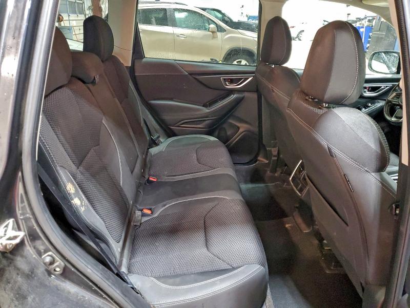 Фото 11 с аукциона – 2019 SUBARU FORESTER P с VIN JF2SKAEC3KH410292