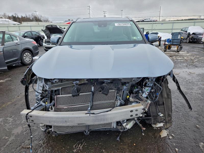 Photo 5 from auction – 2023 TOYOTA HIGHLANDER with VIN 5TDKBRCH4PS113790