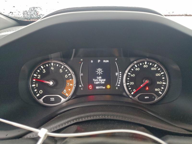 Photo 9 from auction – 2020 JEEP RENEGADE L with VIN ZACNJBBB8LPL11720