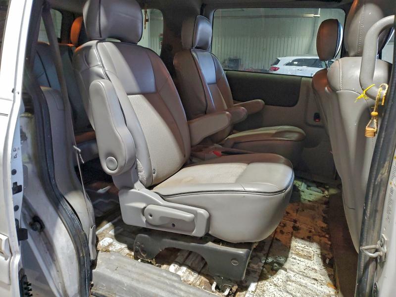 Photo 11 from auction – 2007 BUICK TERRAZA CX with VIN 5GADV23167D208942