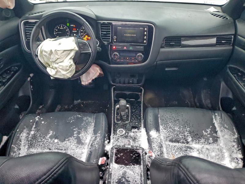 Photo 8 from auction – 2018 MITSUBISHI OUTLANDER with VIN JA4AZ3A30JZ064809