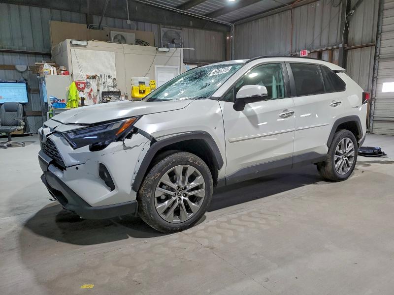 TOYOTA RAV4 LIMIT 2022 with VIN 2T3N1RFV9NW266579 - Photo from auction