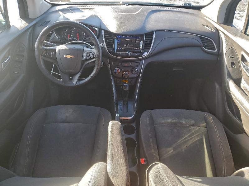 Photo 8 from auction – 2020 CHEVROLET TRAX LS with VIN 3GNCJKSB6LL193175