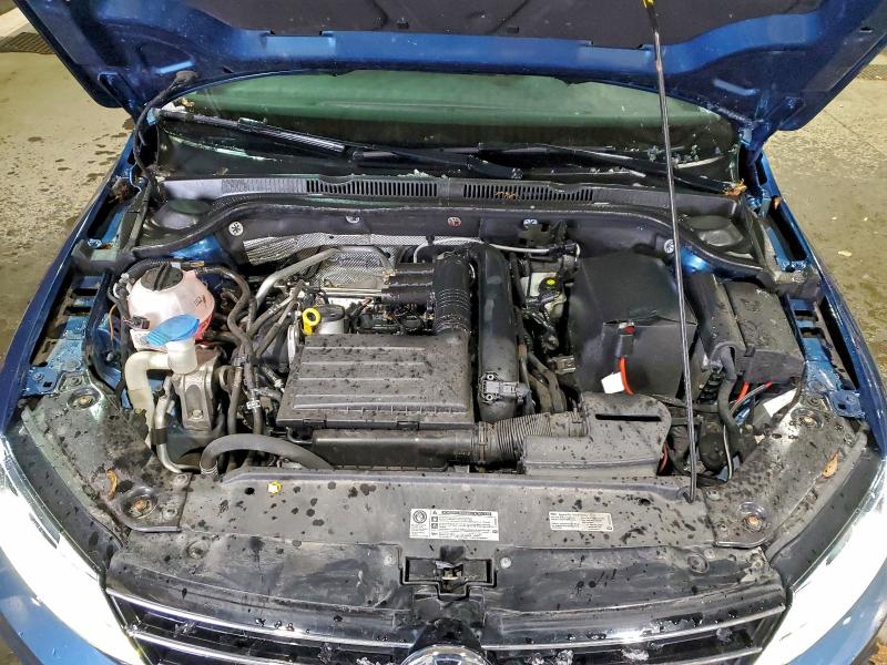 Photo 11 from auction – 2017 VOLKSWAGEN JETTA S with VIN 3VW2B7AJ5HM266963