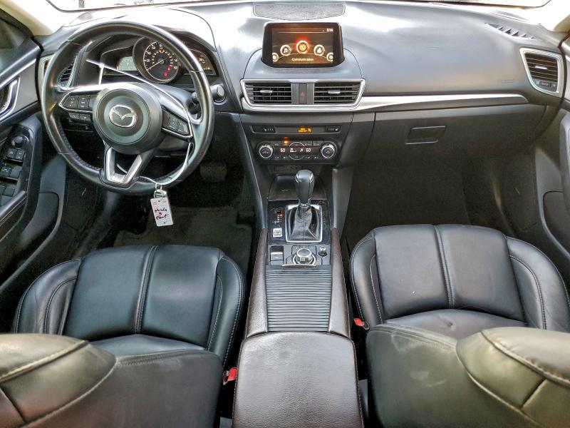 Photo 8 from auction – 2018 MAZDA 3 TOURING with VIN 3MZBN1L35JM231218