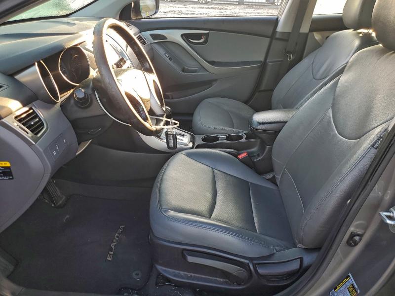Photo 7 from auction – 2012 HYUNDAI ELANTRA SE with VIN 5NPDH4AE3CH127523