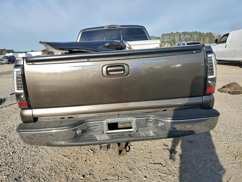 Photo 6 from auction – 2000 CHEVROLET SILVERADO with VIN 1GCEK19T3YE284452