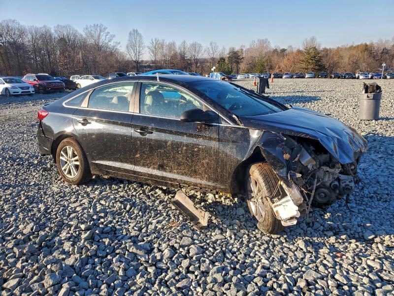 Photo 4 from auction – 2016 HYUNDAI SONATA SE with VIN 5NPE24AF2GH278082