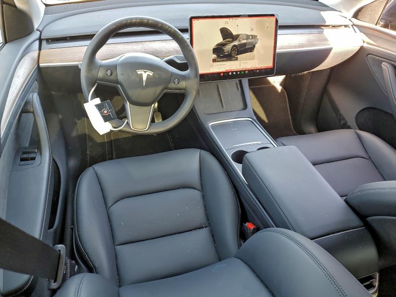Photo 8 from auction – 2025 TESLA MODEL Y with VIN 7SAYGDEE9SA360463
