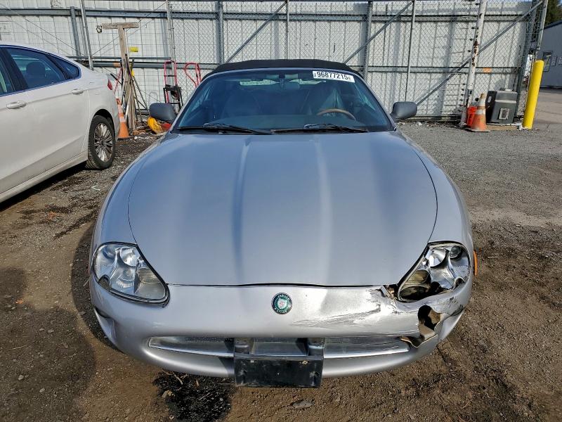 Фото 5 с аукциона – 2000 JAGUAR XK8 с VIN SAJJA42C0YNA00843