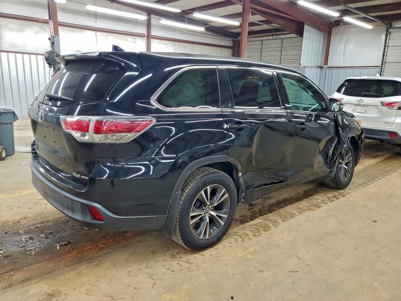Photo 3 from auction – 2016 TOYOTA HIGHLANDER with VIN 5TDJKRFH9GS264275