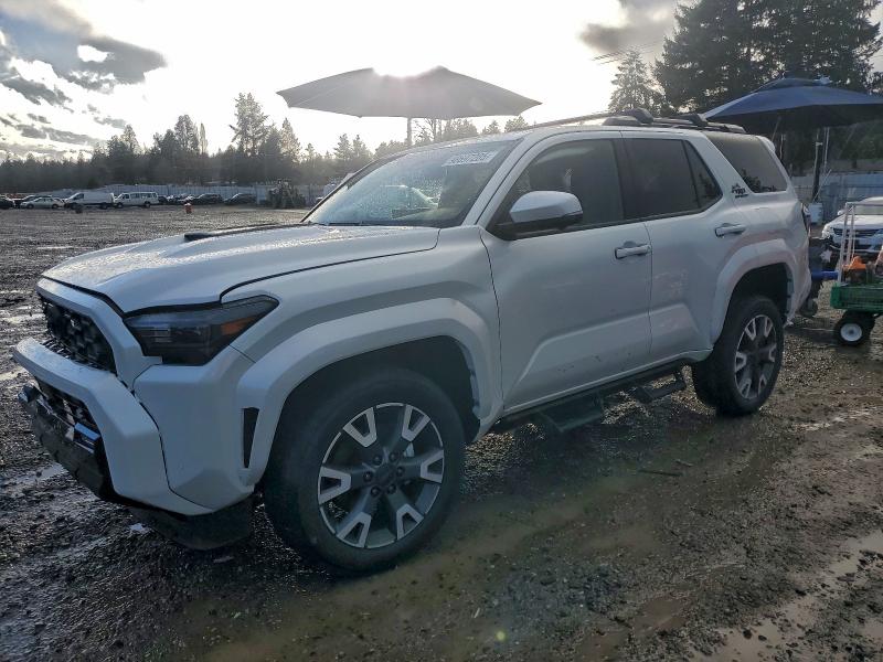 Photo 1 from auction – 2025 TOYOTA 4RUNNER SR with VIN JTEVA5BR1S5025423