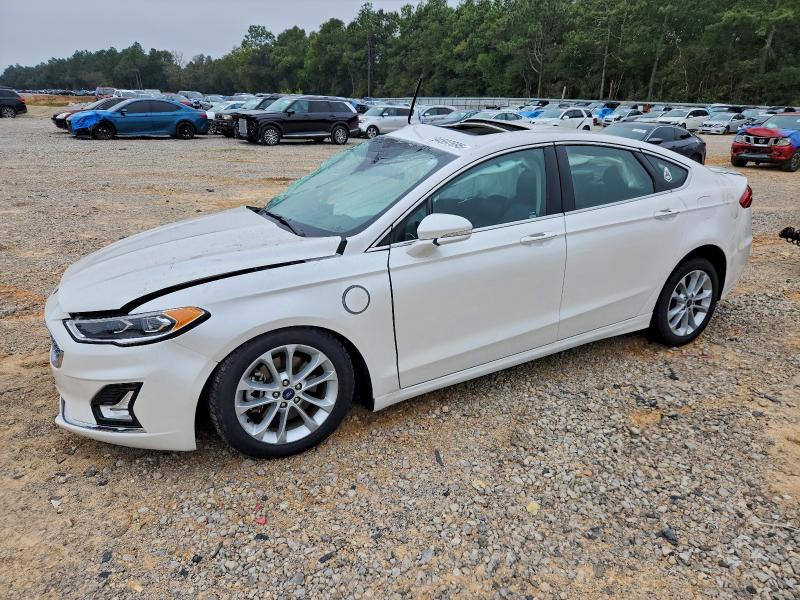 FORD FUSION TIT 2019 with VIN 3FA6P0SU4KR285932 - Photo from auction