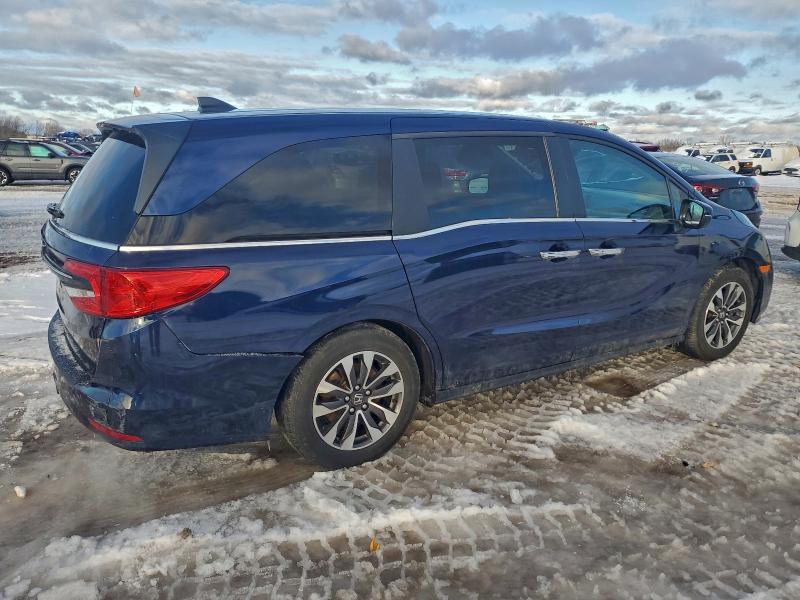 Photo 3 from auction – 2022 HONDA ODYSSEY EX with VIN 5FNRL6H78NB013753