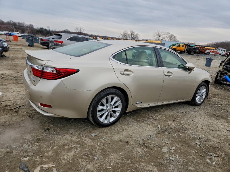 Photo 3 from auction – 2014 LEXUS ES 300H with VIN JTHBW1GG6E2058270