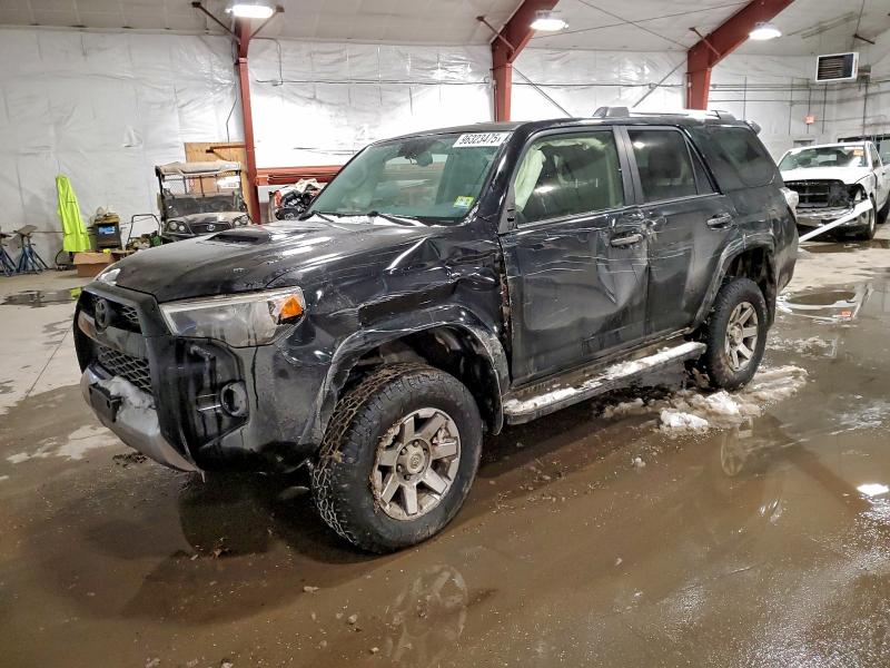 TOYOTA 4RUNNER SR 2014 with VIN JTEBU5JRXE5169696 - Photo from auction